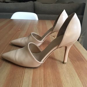 Vince nude leather pump size 7.5, 3 inch heel
